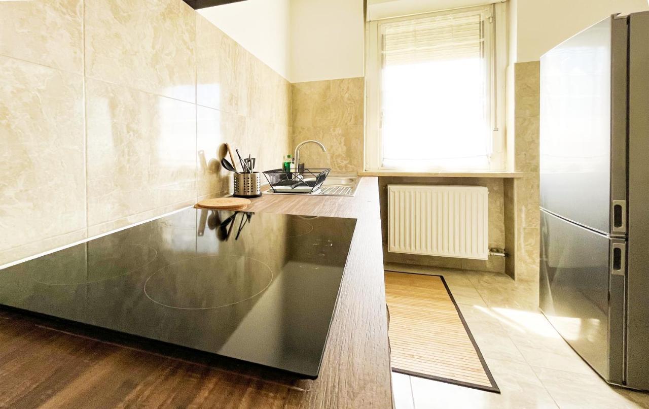 Suitesflores - Bright And Cozy Apartment In Верона Екстериор снимка