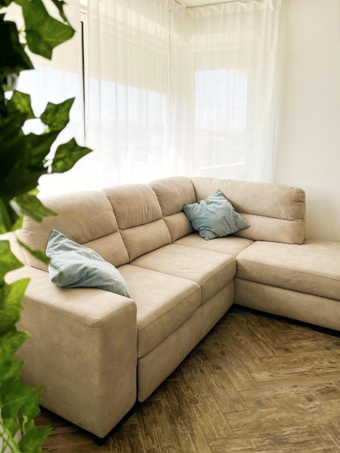 Suitesflores - Bright And Cozy Apartment In Верона Екстериор снимка