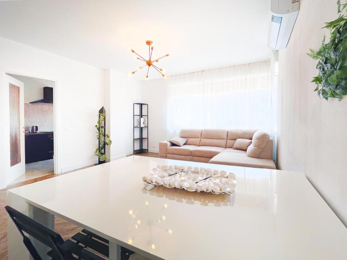 Suitesflores - Bright And Cozy Apartment In Верона Екстериор снимка
